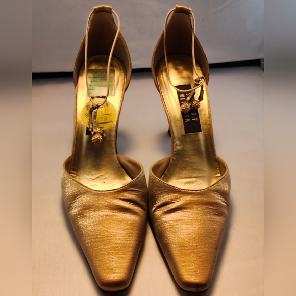 Stuart Weitman Gold Jeweled Ankle Strap Evening Shoe Size 8.5M - Picture 5 of 8